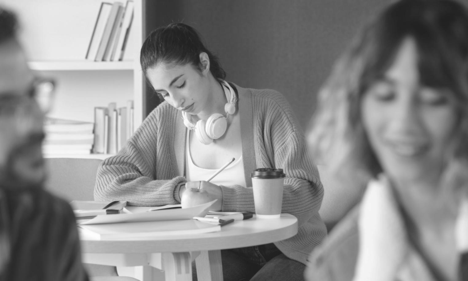 morentivaro CRM consultation workspace